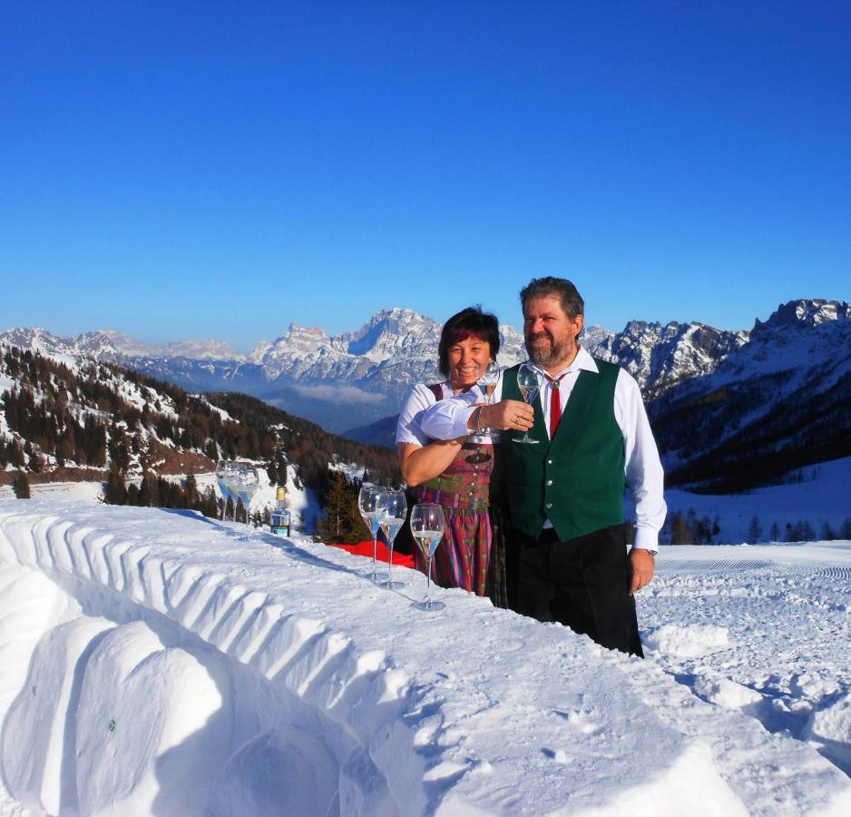 فالكادي Rifugio Capanna Passo Valles المظهر الخارجي الصورة