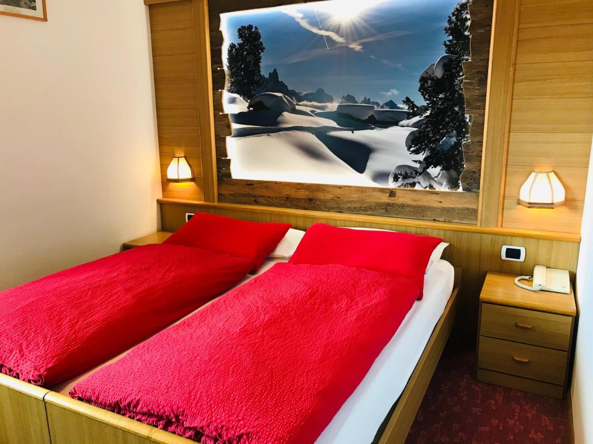 فالكادي Rifugio Capanna Passo Valles المظهر الخارجي الصورة