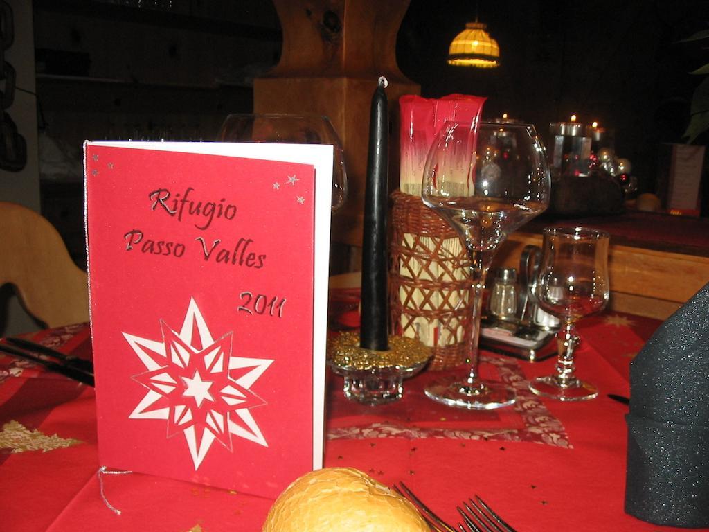 فالكادي Rifugio Capanna Passo Valles المظهر الخارجي الصورة