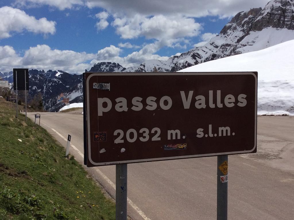 فالكادي Rifugio Capanna Passo Valles المظهر الخارجي الصورة
